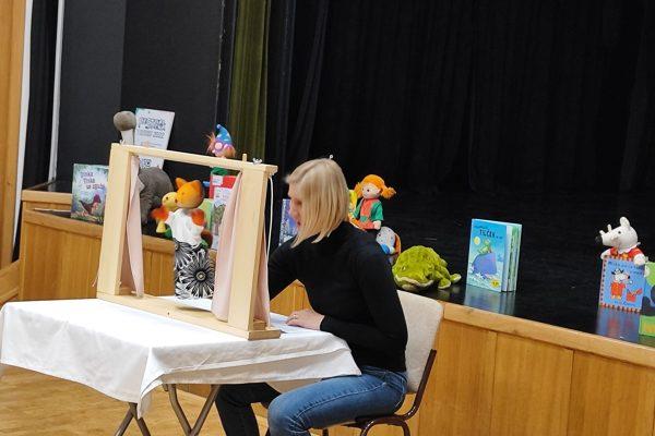 Festival Stična: Z volkom v pravljični gozd