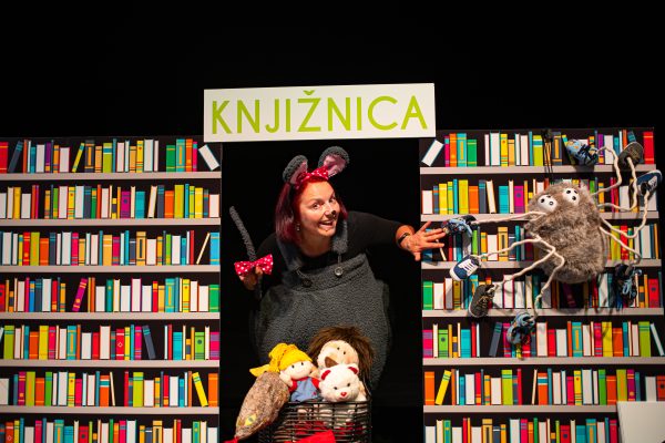 Psst! To je knjižnica – predstava za otroke (Grosuplje)